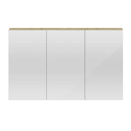 QUA012_detail1_460.jpg Hudson Reed 1350mm Natural Oak 3 Door Mirror Cabinet - QUA012 -Victorian Plumbing Shop QUA012 detail1 460